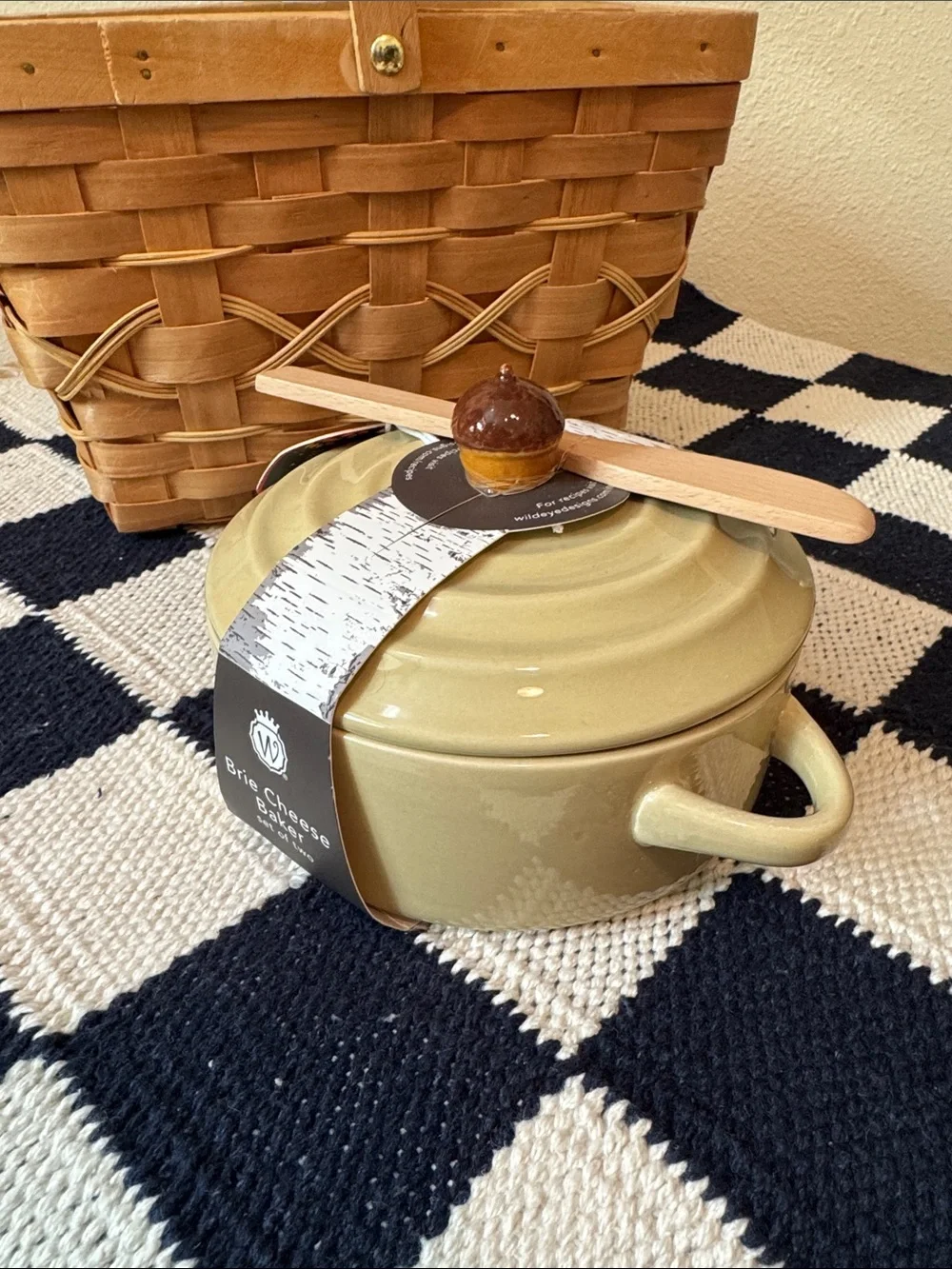 Wild Eye Design Olive Green Baked Brie Baker with Wooden Spreader and Acorn Knob